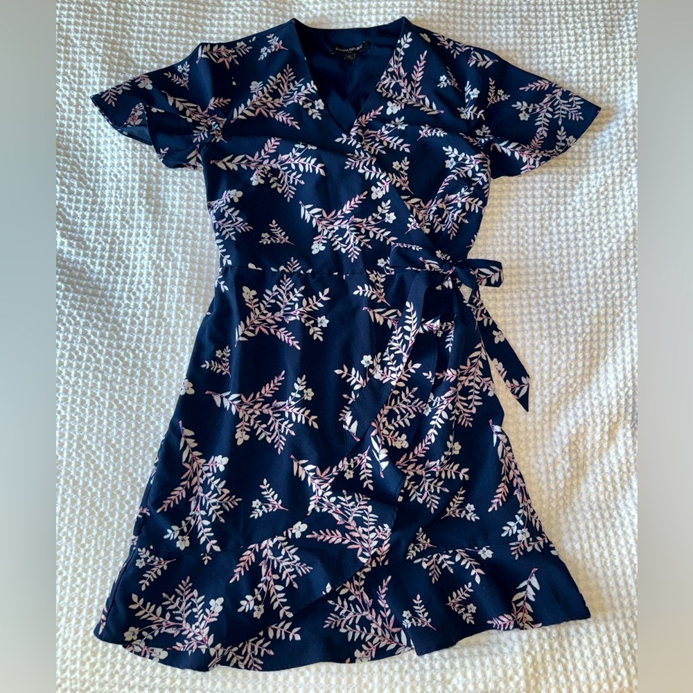 Banana Republic Navy Floral Wrap Dress Size 0